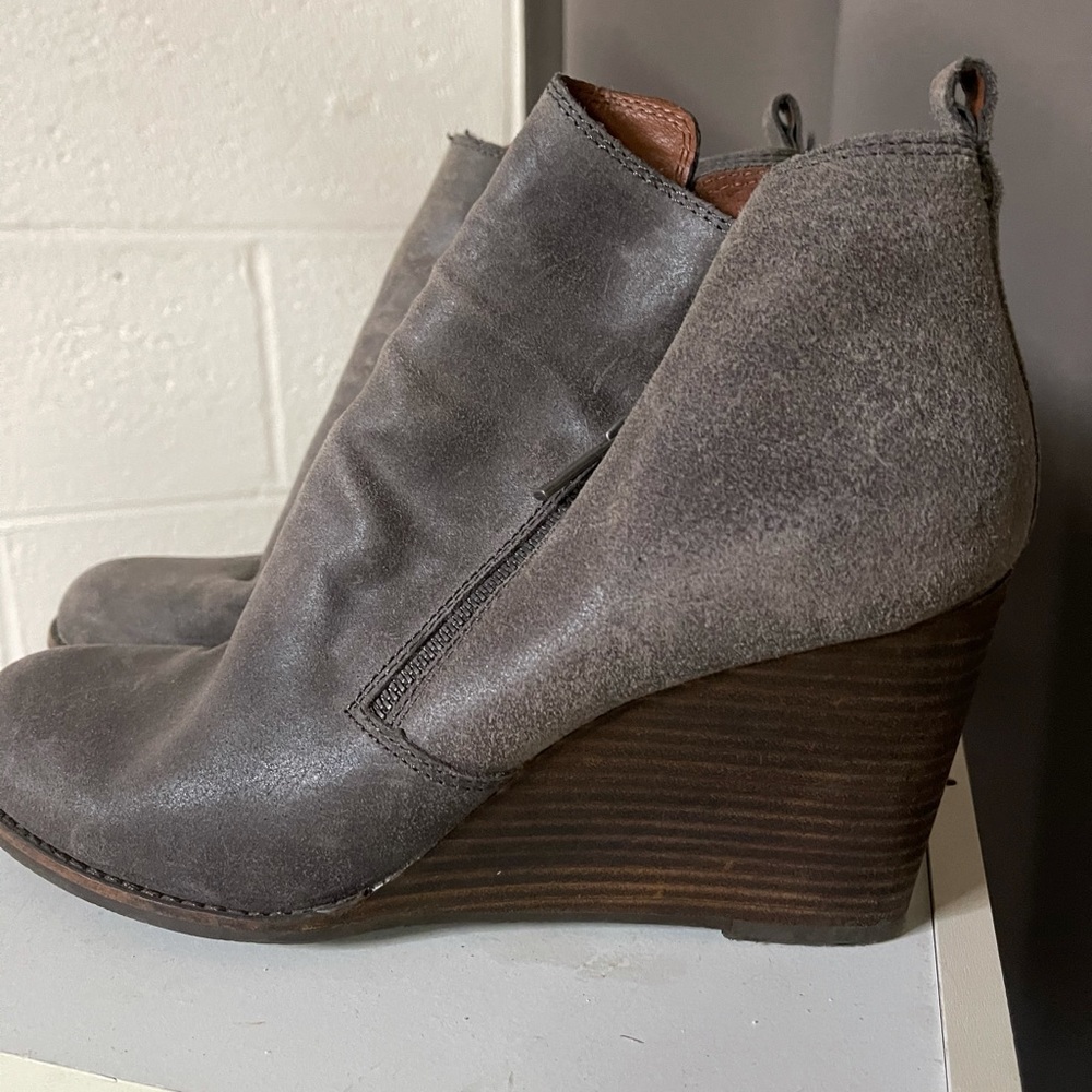 Lucky Brand Grey Distressed Booties